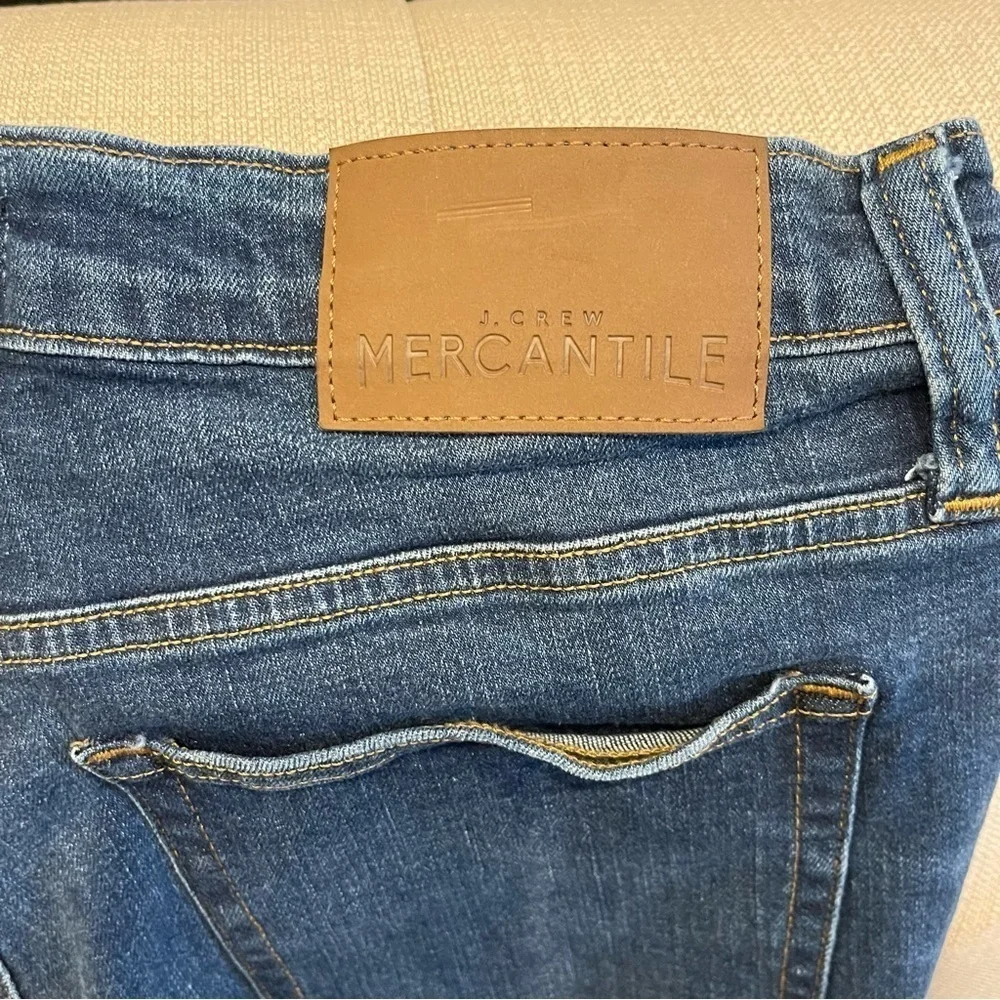 BR:  J Crew Mercantile Flex Jean Men’s Slim Medium Wash straight leg 33